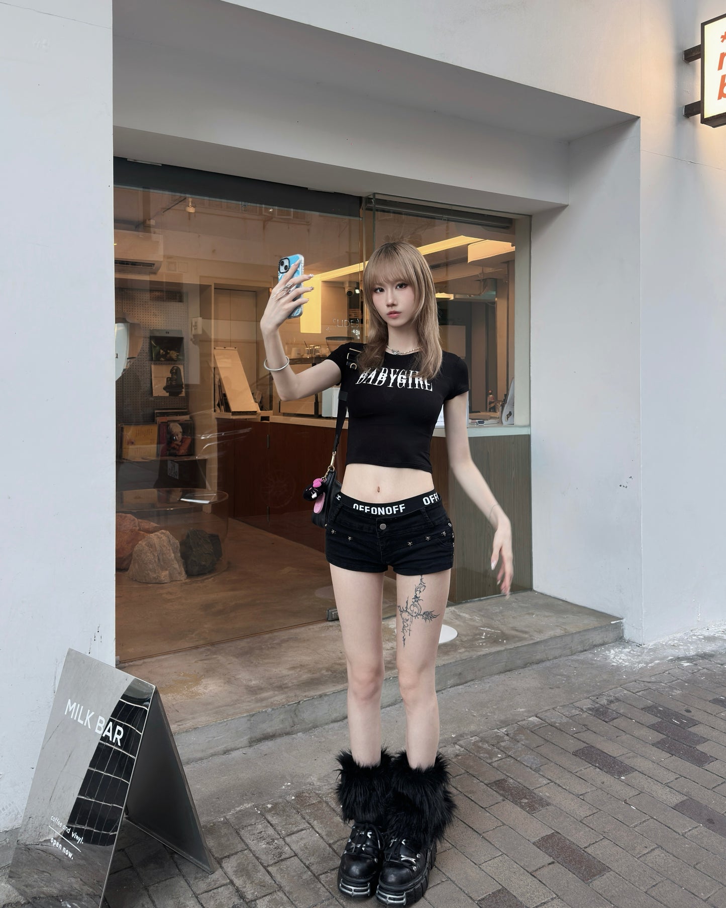 BABYGIRL CROPTOP