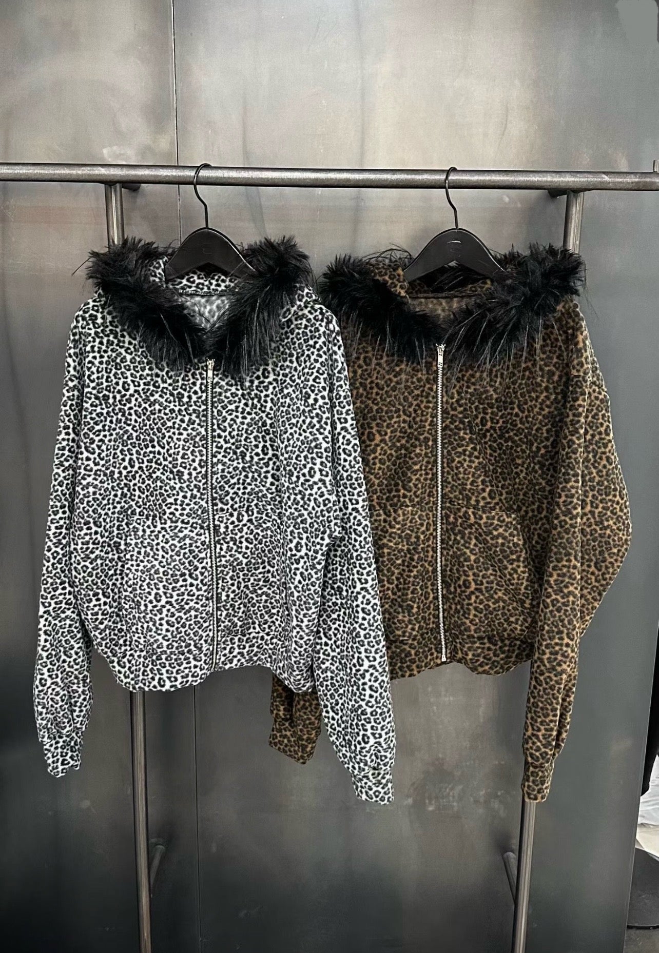 ‘AH AH’ leopard fur hoodie zip up