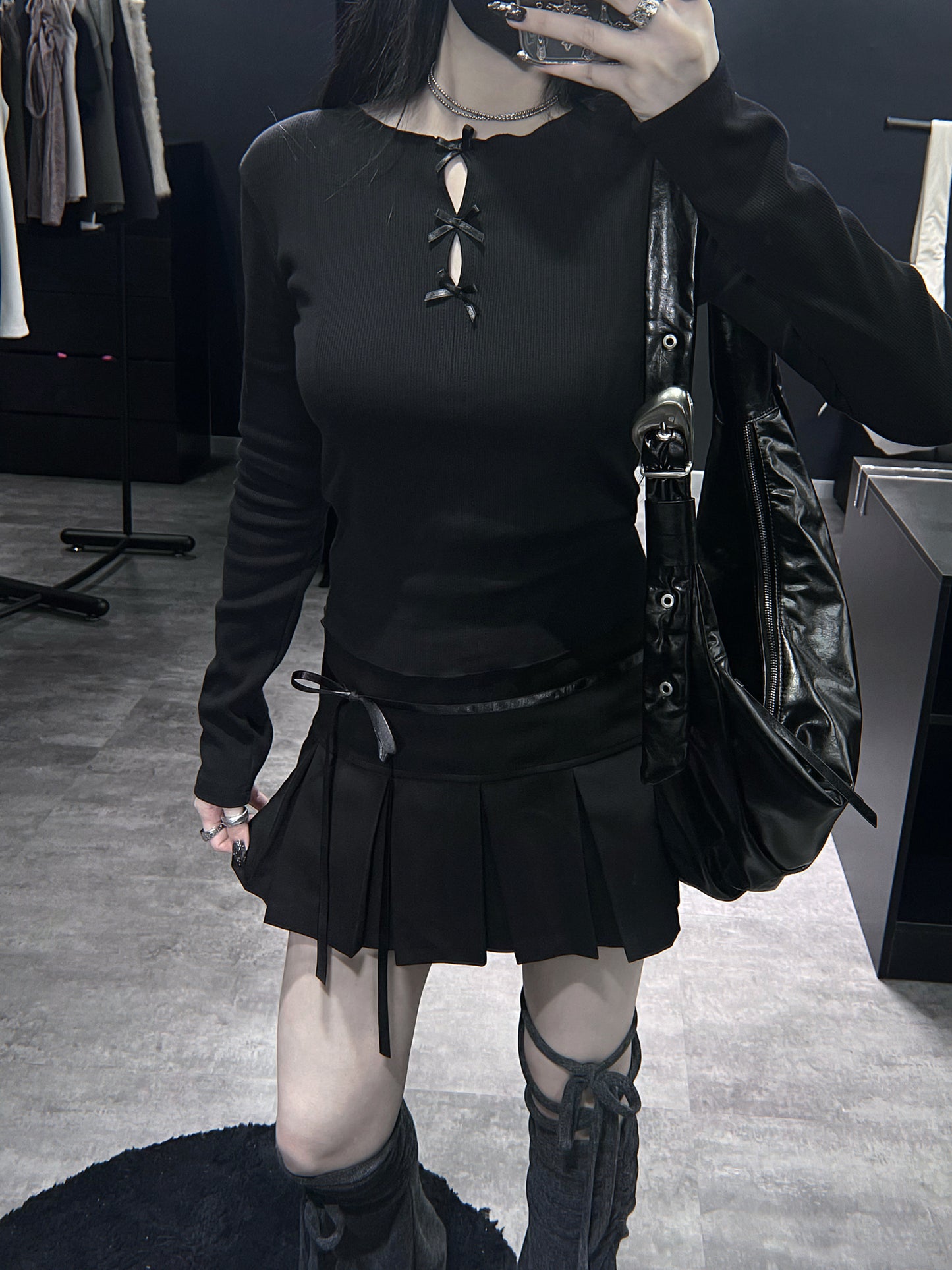 Satin ribbon pleated skirt