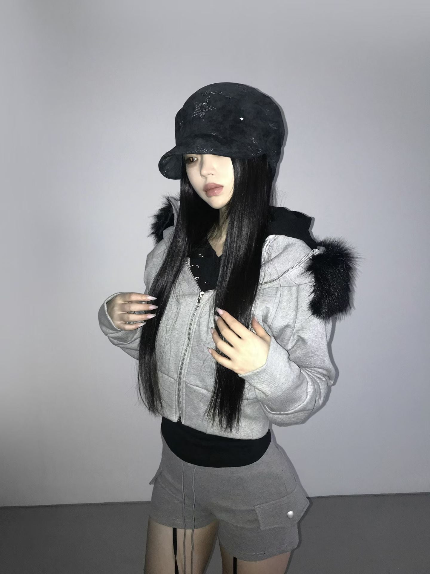 ‘Jealous type’ fur cropped hoodie zip up