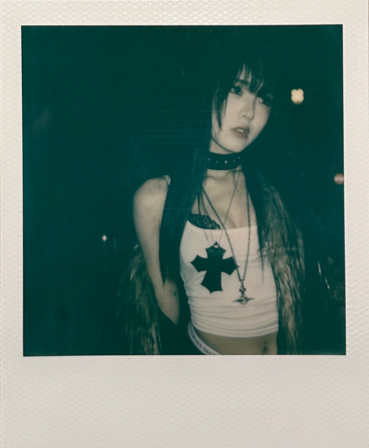 CROSS NECKLACE SLEEVELESS