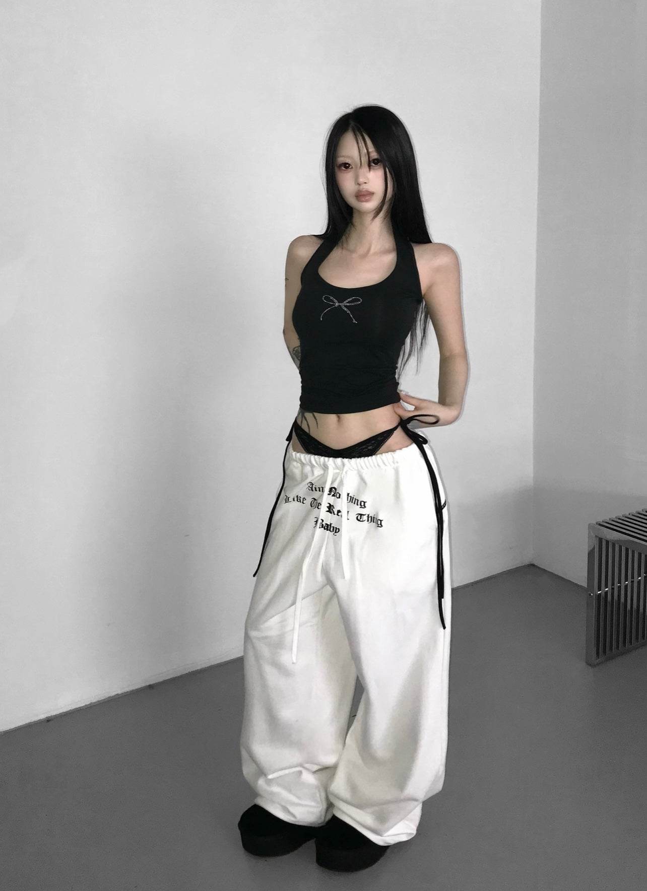 ‘TOO CLOSE’ sweatpants