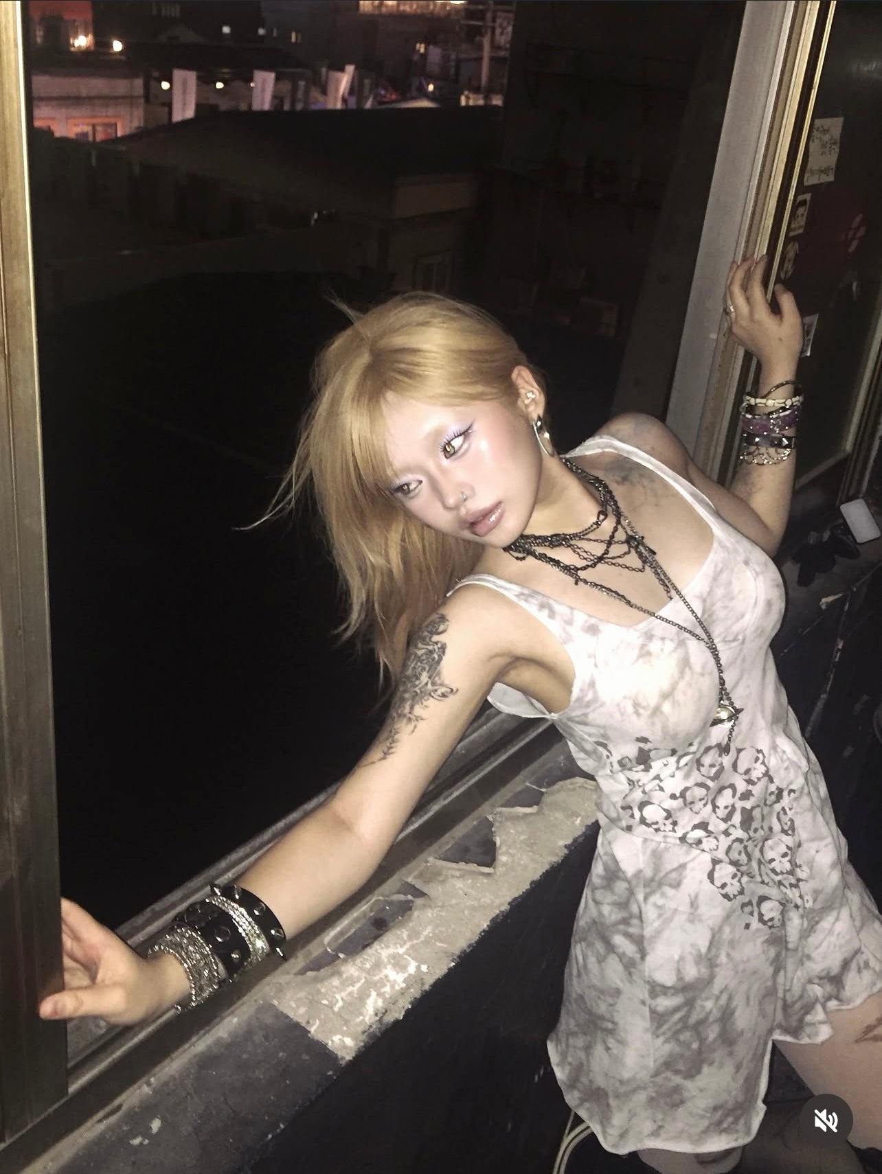 UNBALANCE PUNK SKULL SLEEVELESS