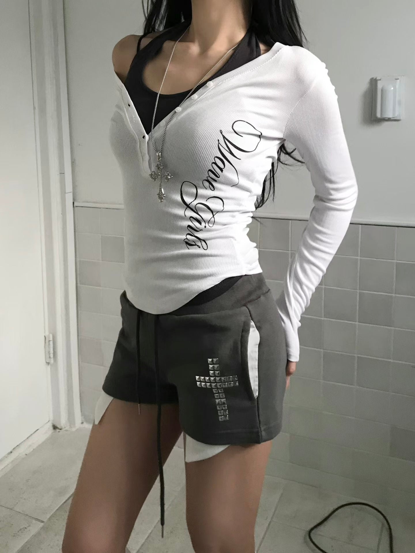 ‘Lost island’ shorts