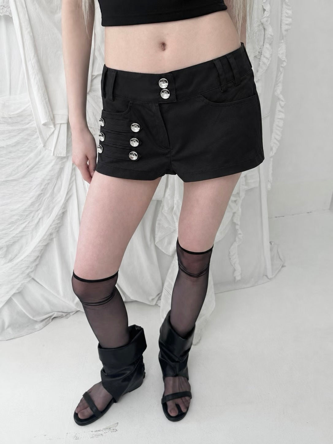 ‘NO SLEEP’ shorts