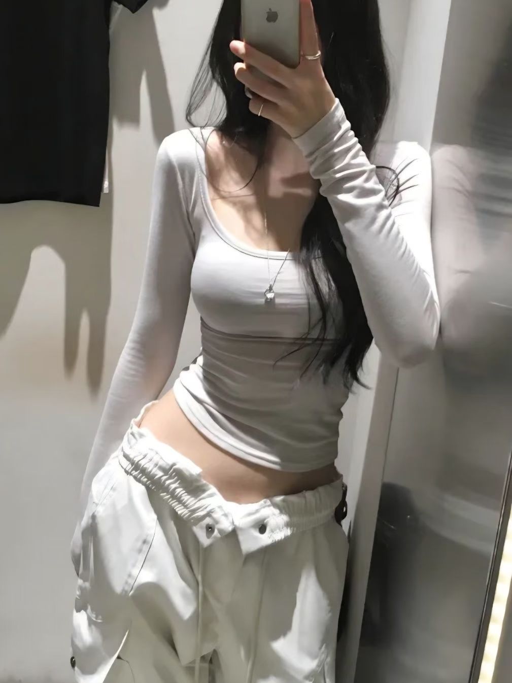 Basic long sleeve top
