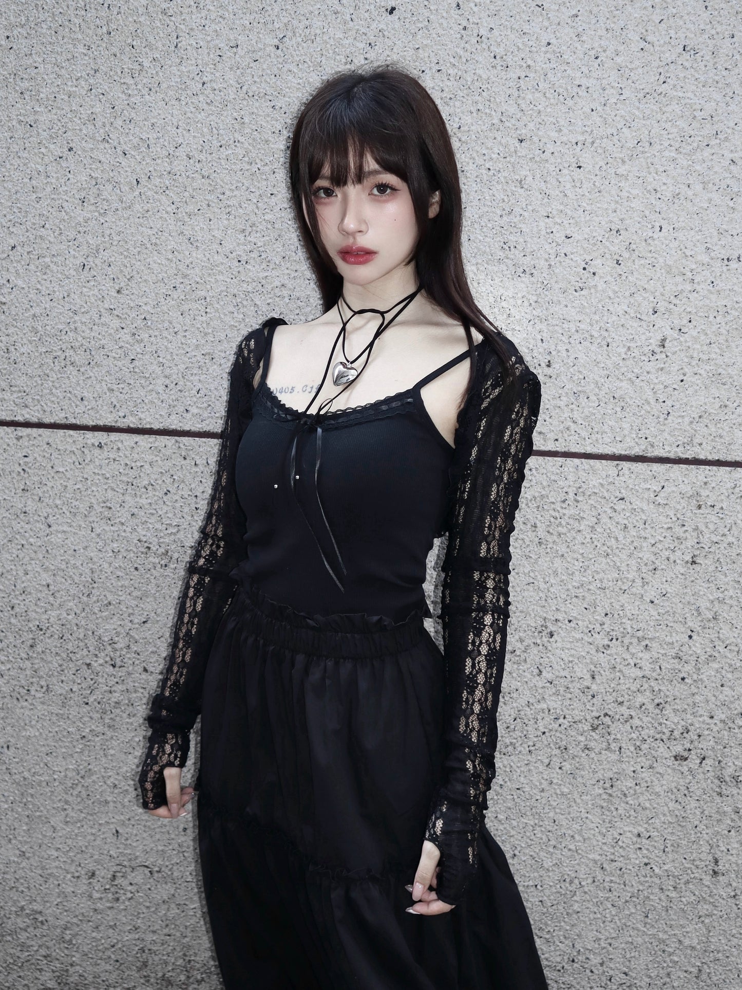 Must have lace outer