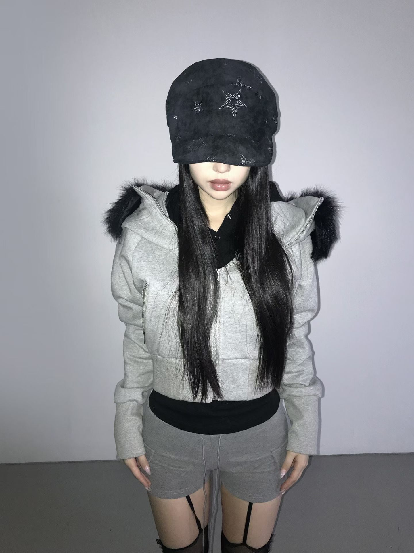 ‘Jealous type’ fur cropped hoodie zip up