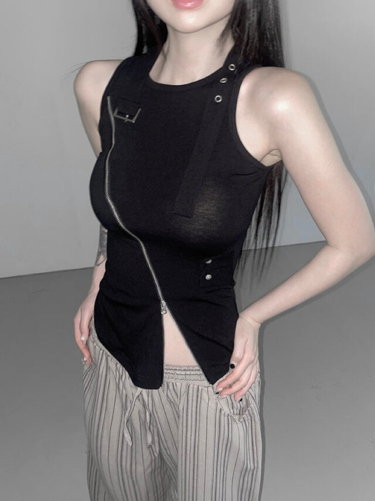 ‘EXTRA’ tank top with choker