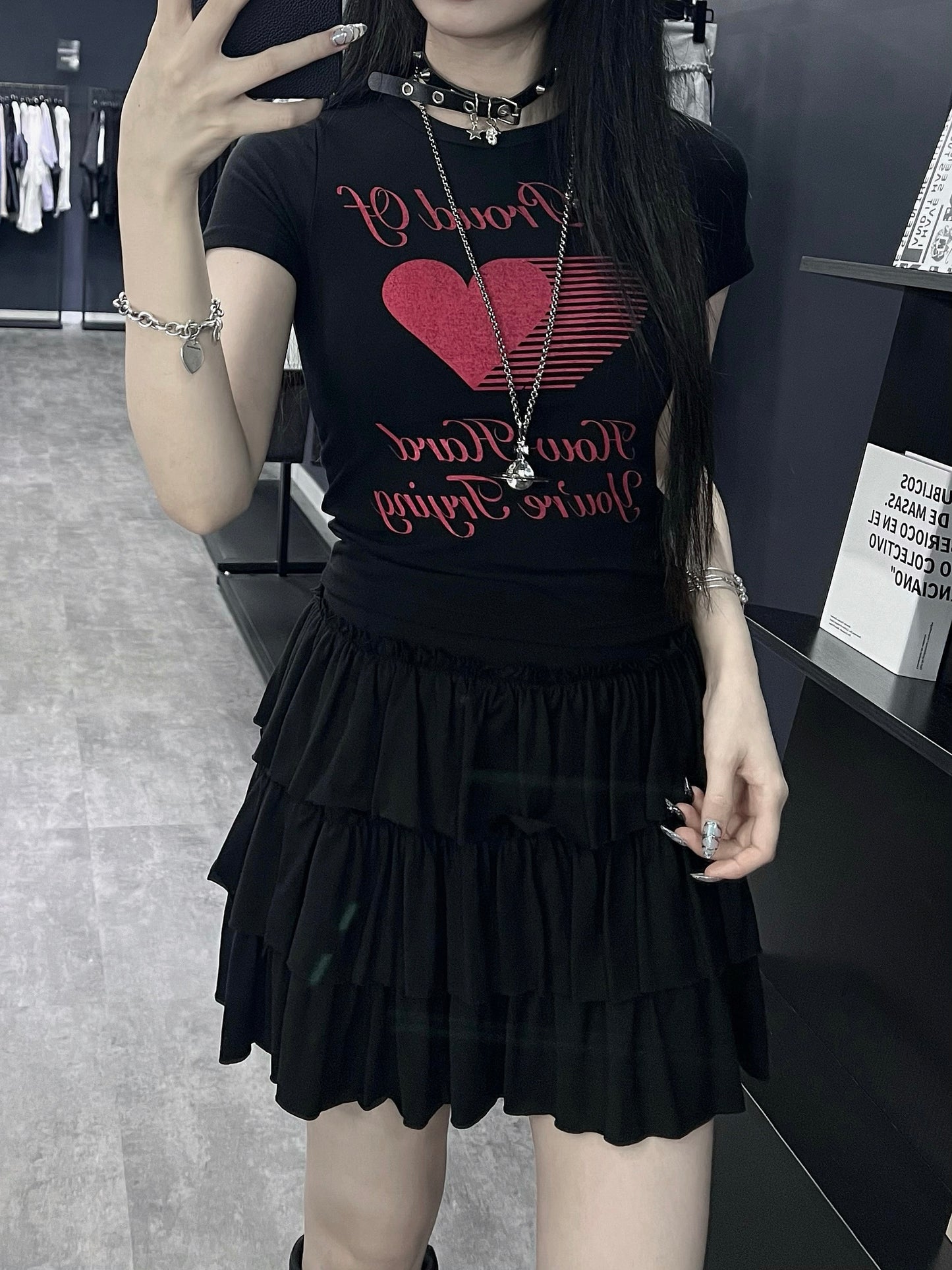 Heart shaker tee
