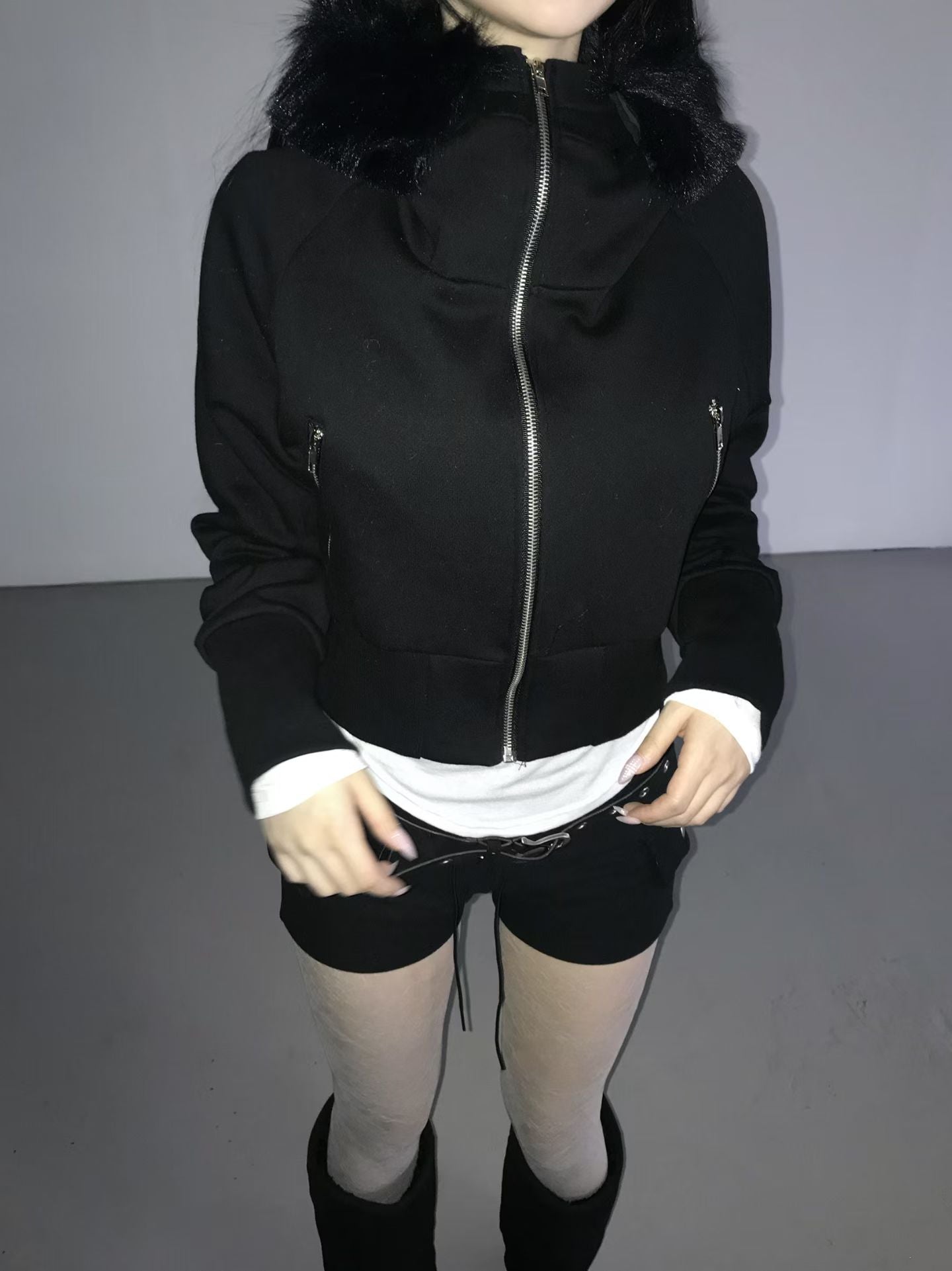 ‘Jealous type’ fur cropped hoodie zip up
