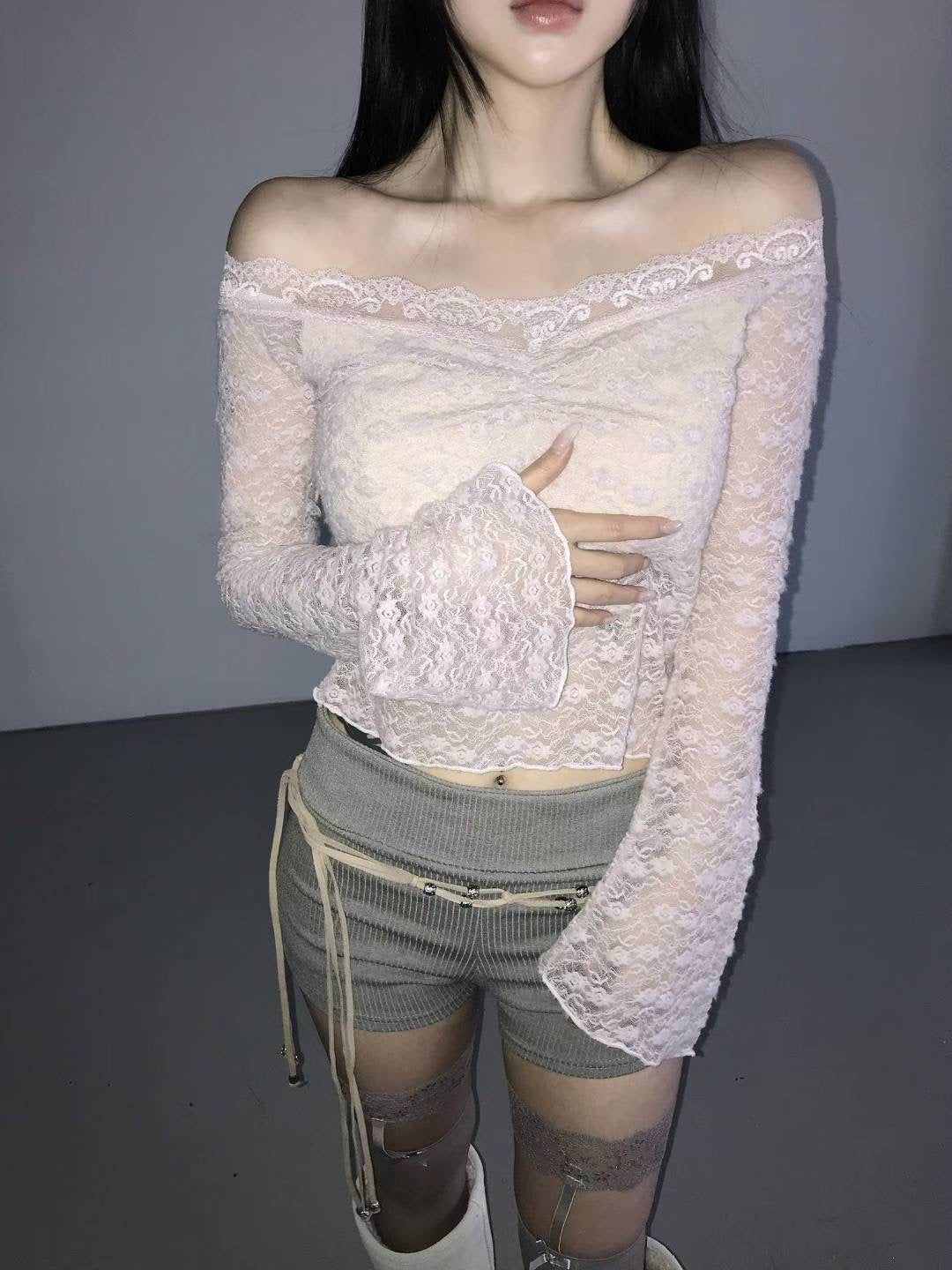 ‘Moonstruck’ off shoulder top