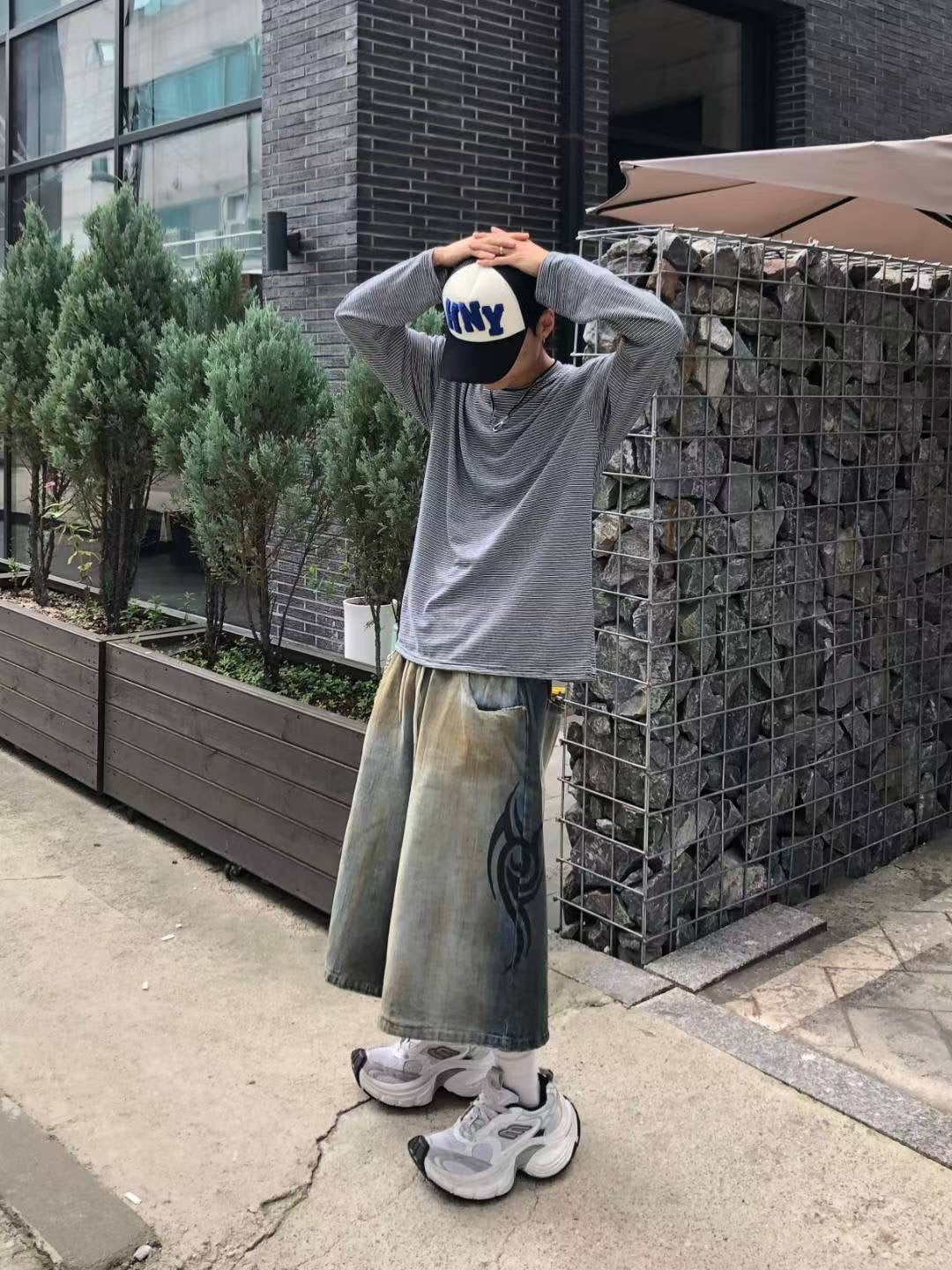 Swirl dirty jorts