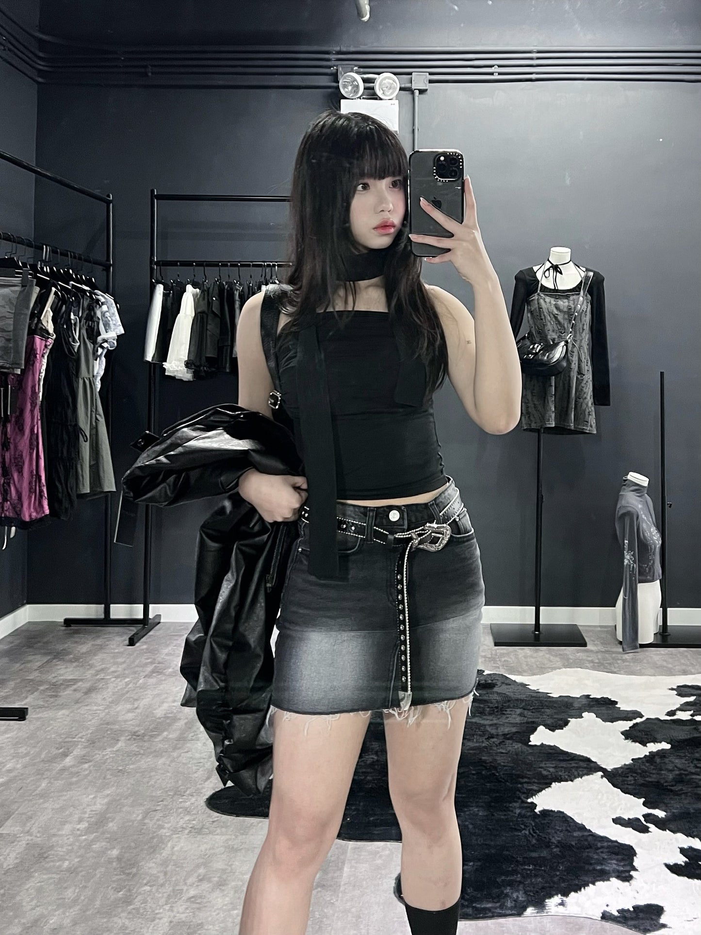 Crease tube top with muffler