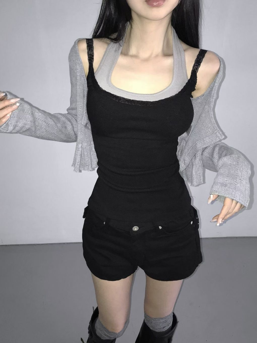 ‘STAY’ 2 in 1 tank top