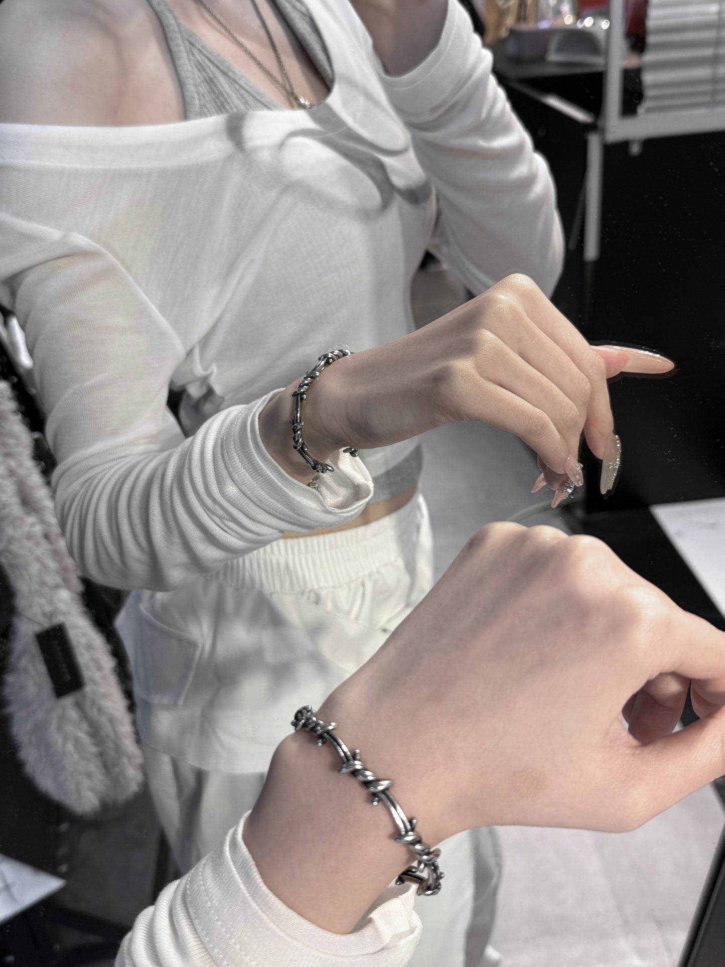 [ OFUSE ] Thorn bracelet
