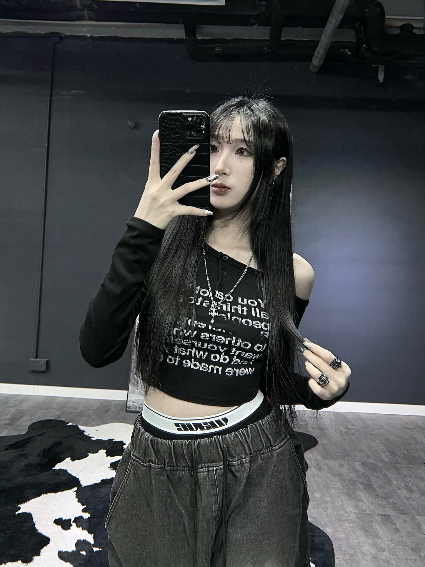 [♥︎hot item] ‘Yourself’ long sleeve top