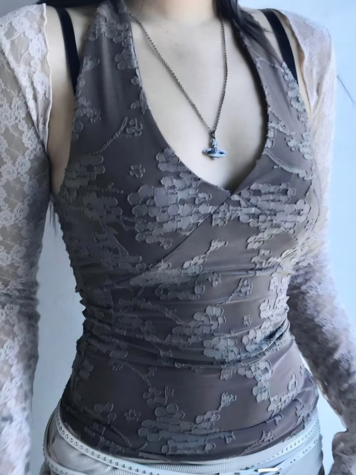 ‘MAY’ rose pattern outer